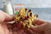 Load image into Gallery viewer, CHOCOLATE CHIP PUDDING COOKIES